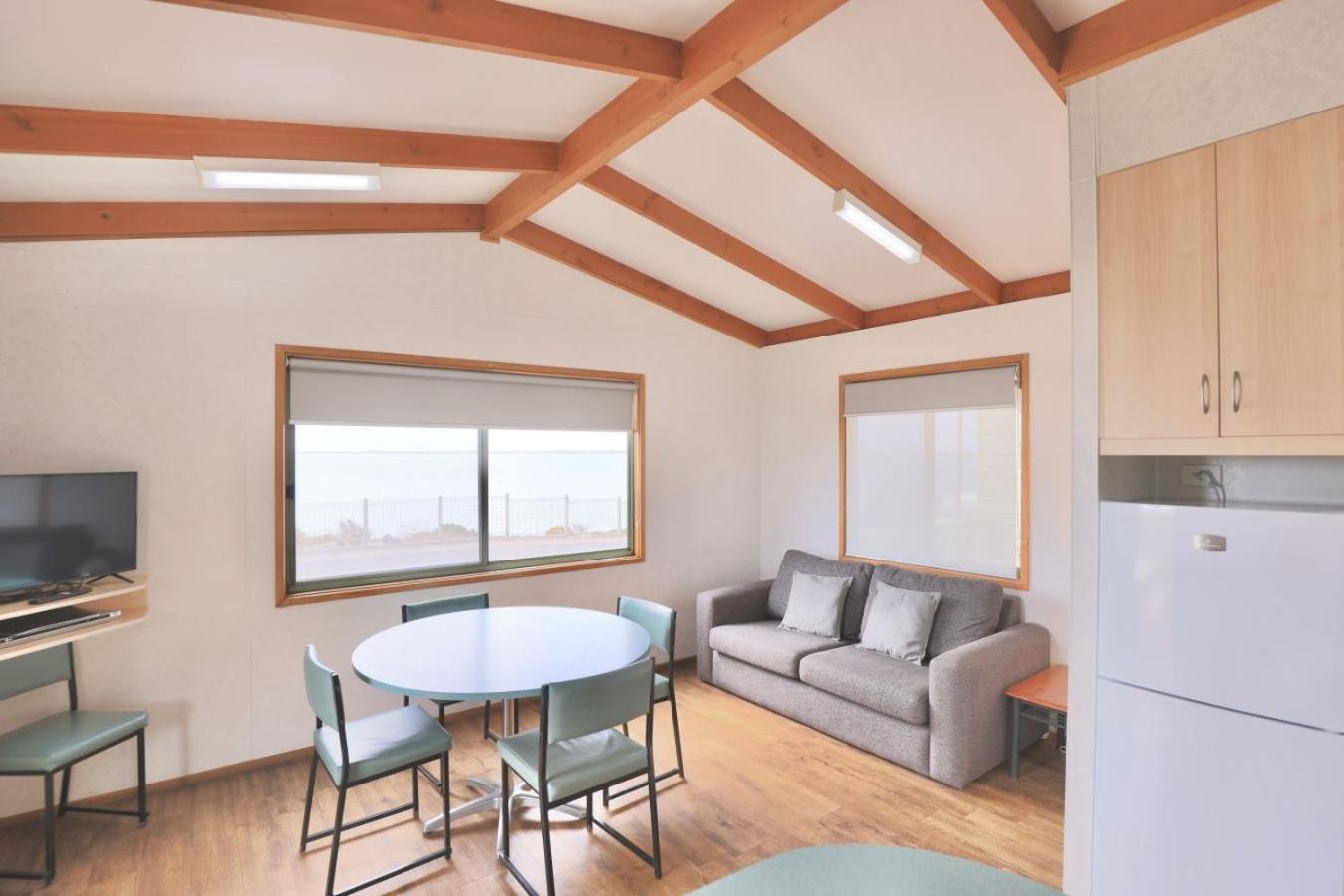 Sea Vu Caravan Park Robe Exterior photo